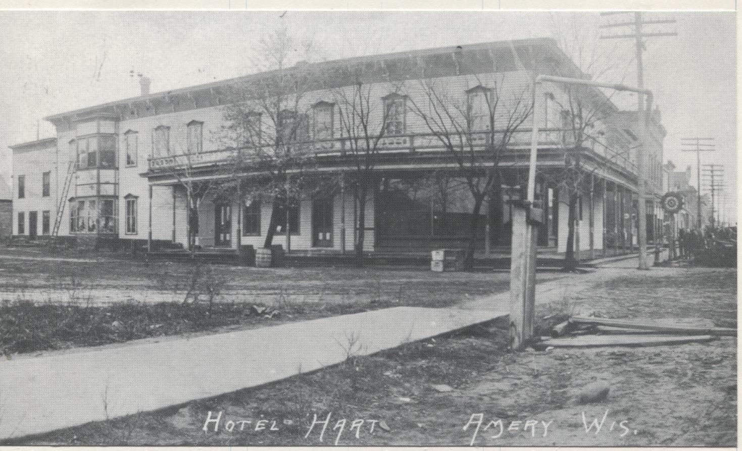 Business - Amery Hotel 1900